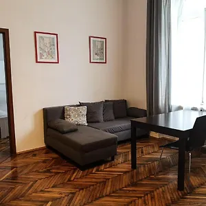 Next To The Main Square Apartment Krakow